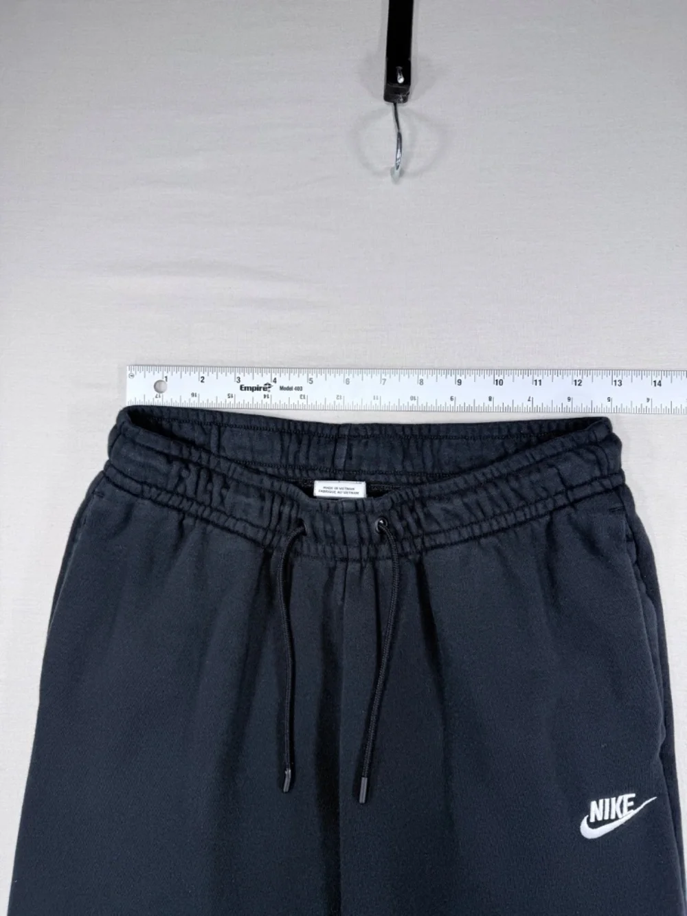 Nike Club Fleece Black Jogger Sweatpants Size S